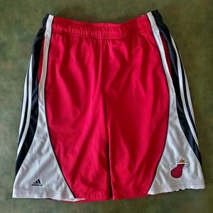 Adidas Miami Heat mens basketball gym shorts LG